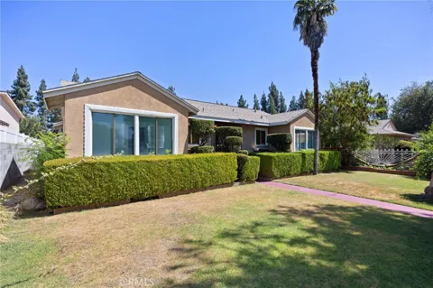 15739 Chatsworth