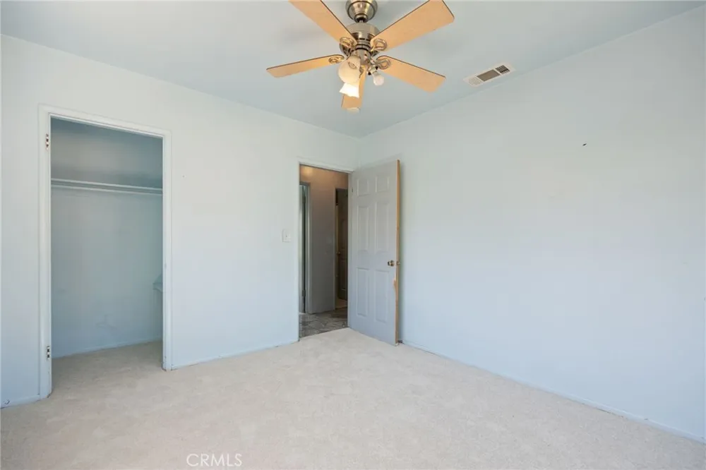 15739 Chatsworth Granada Hills, CA 91344