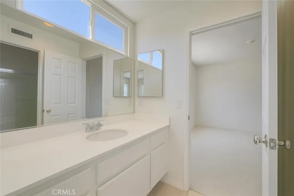 25768 Perlman Place #A Stevenson Ranch, CA 91381