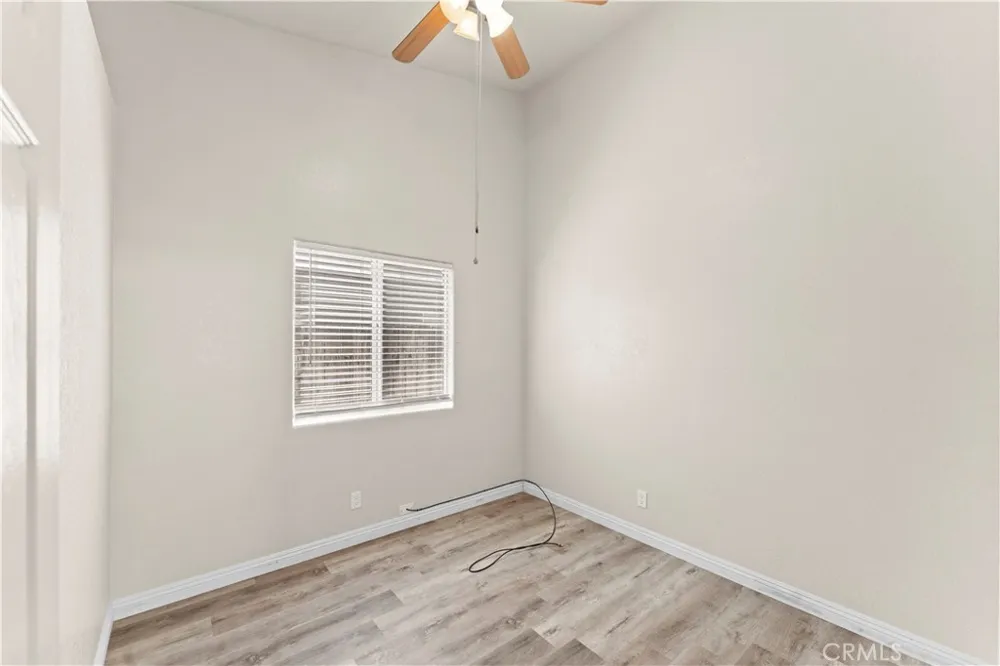 1645 E Kettering Lancaster, CA 93535