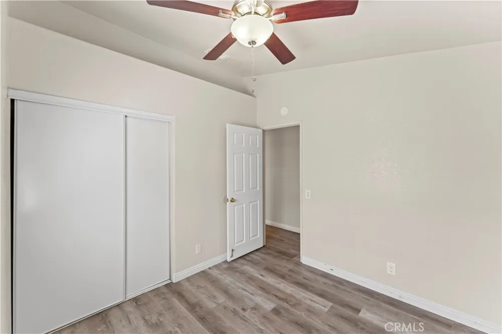 1645 E Kettering Lancaster, CA 93535