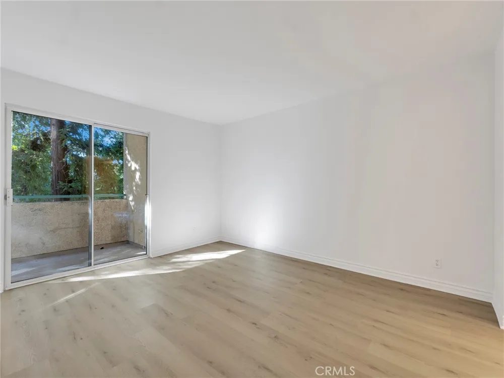 7800 Topanga Canyon Boulevard #216 Canoga Park, CA 91304