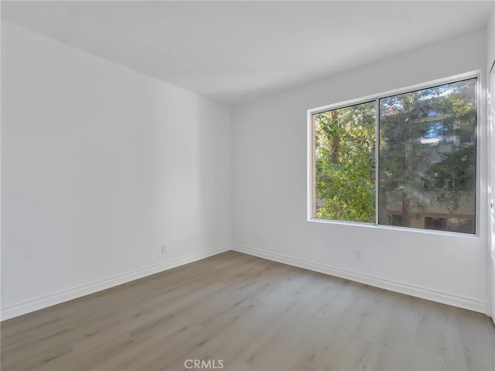 7800 Topanga Canyon Boulevard #216 Canoga Park, CA 91304