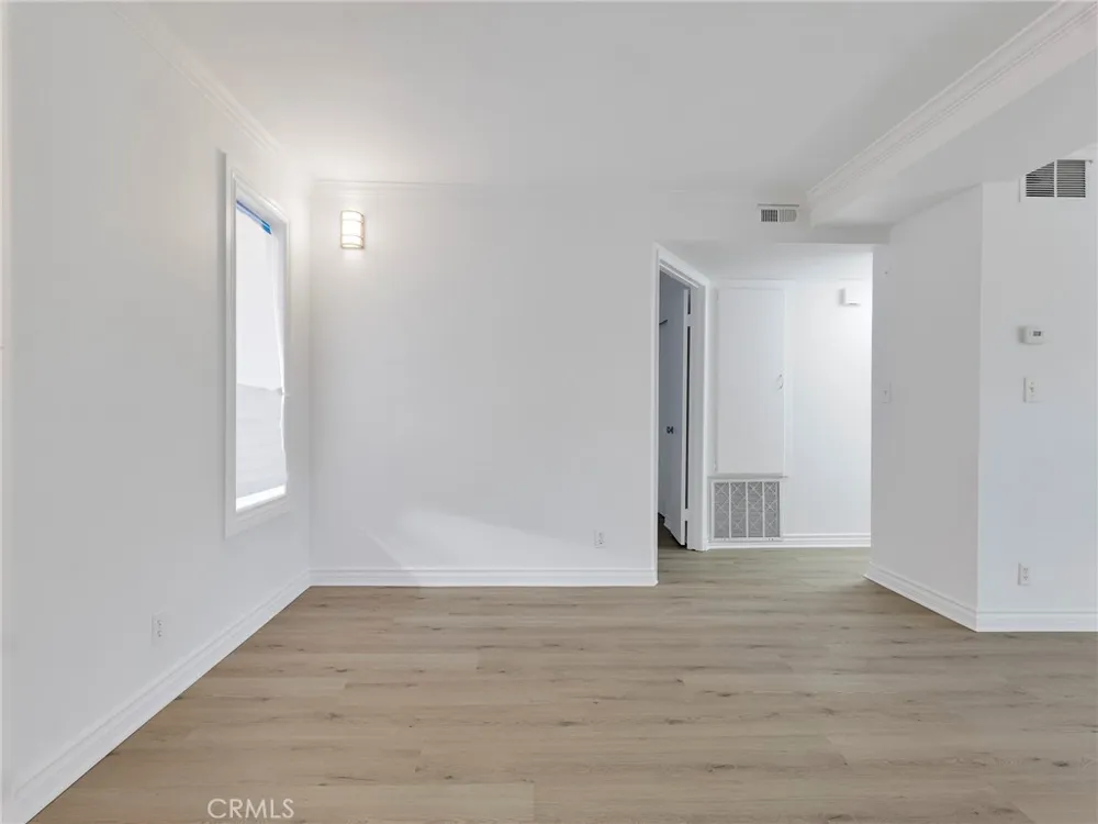 7800 Topanga Canyon Boulevard #216 Canoga Park, CA 91304