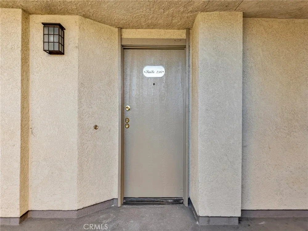 7800 Topanga Canyon Boulevard #216 Canoga Park, CA 91304