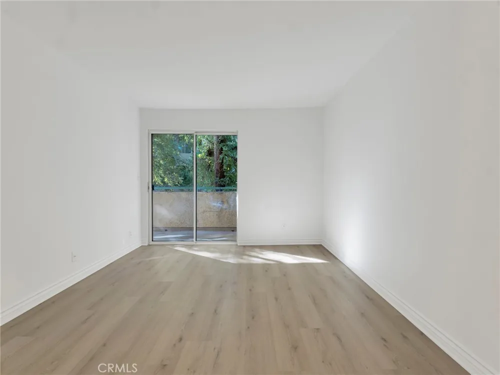 7800 Topanga Canyon Boulevard #216 Canoga Park, CA 91304
