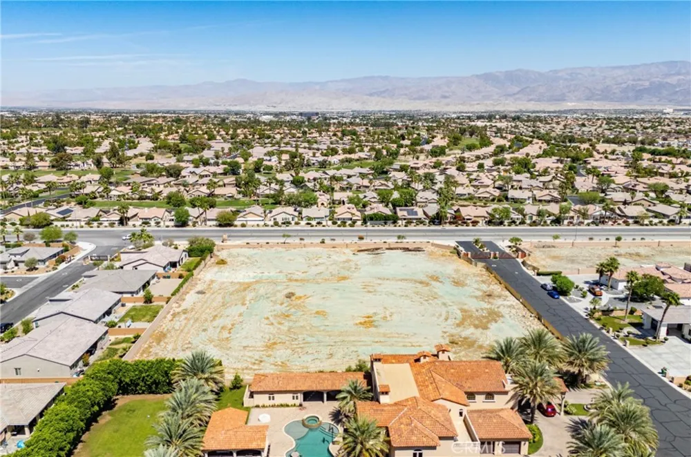 50045 Vista Montana Court Indio, CA 92201