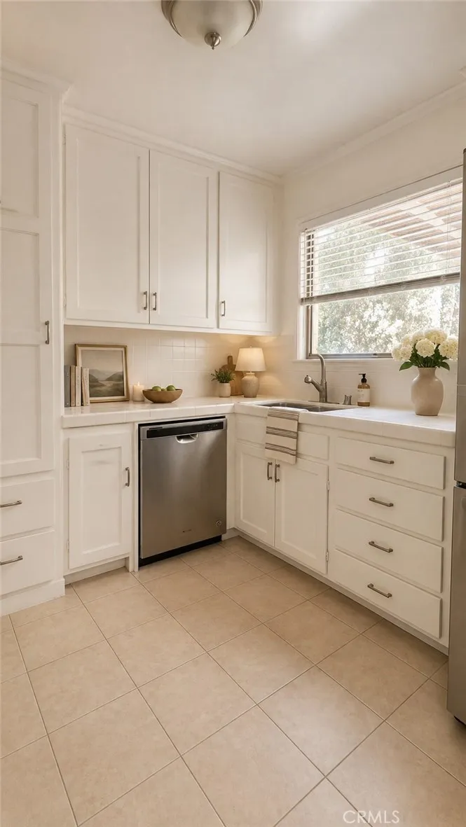 3930 Kentucky Drive #2 Los Angeles, CA 90068