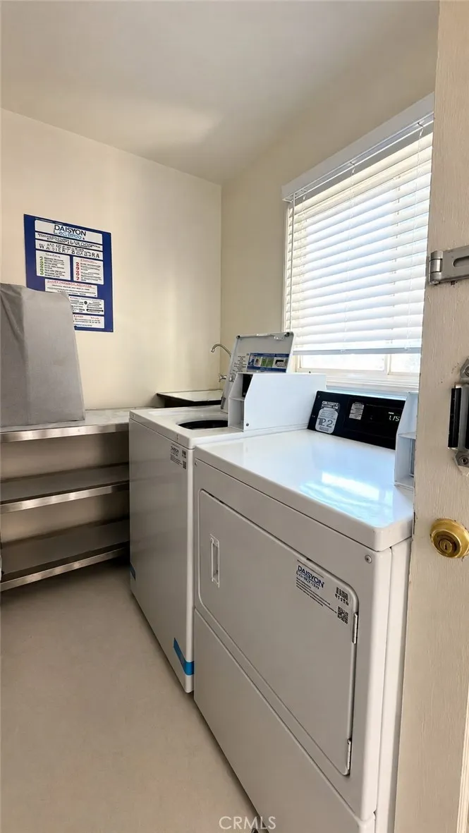3930 Kentucky Drive #2 Los Angeles, CA 90068