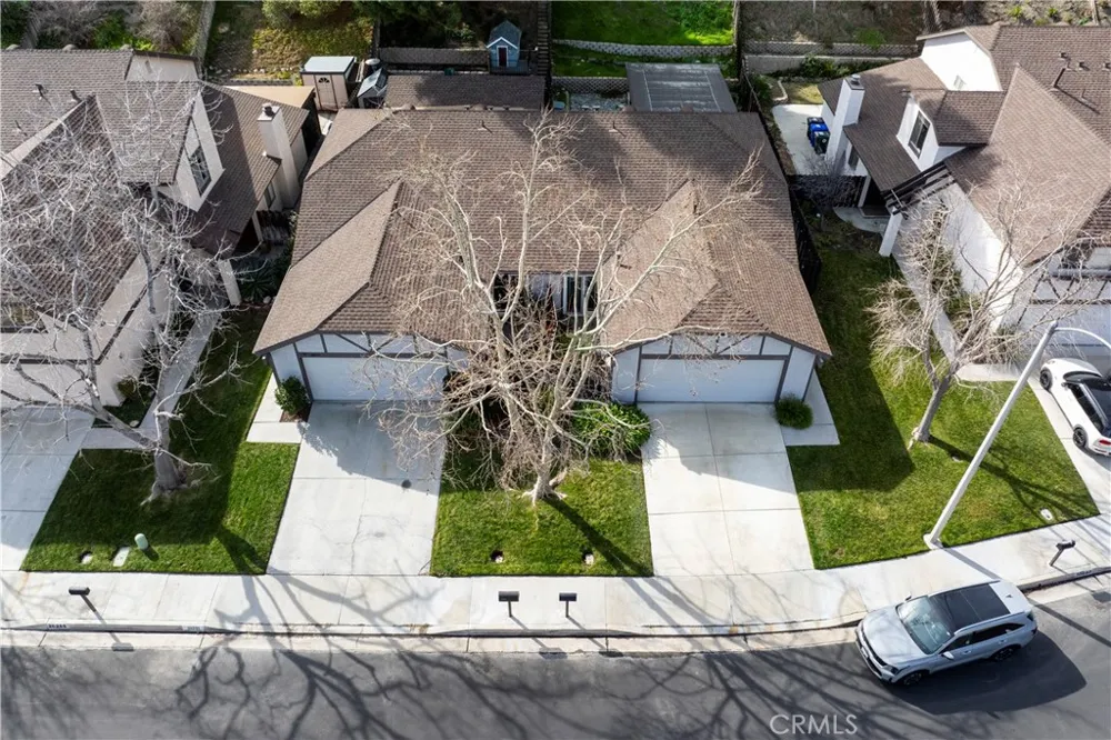 28291 Bockdale Ave. Canyon Country, CA 91387