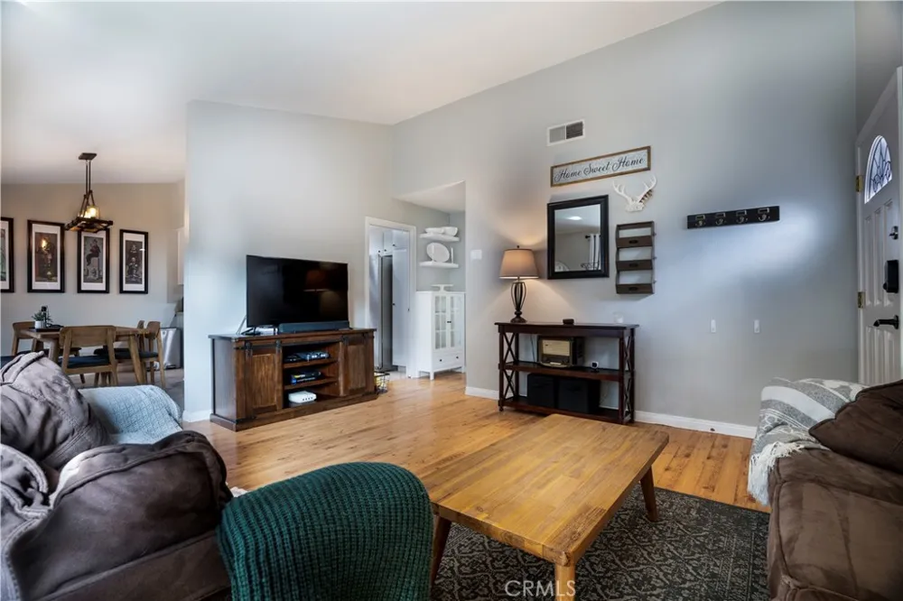 28291 Bockdale Ave. Canyon Country, CA 91387
