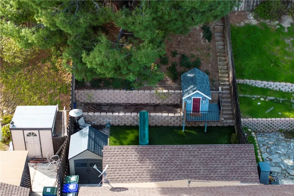 28291 Bockdale Ave. Canyon Country, CA 91387