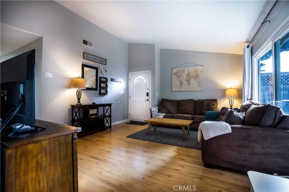 28291 Bockdale Ave. Canyon Country, CA 91387