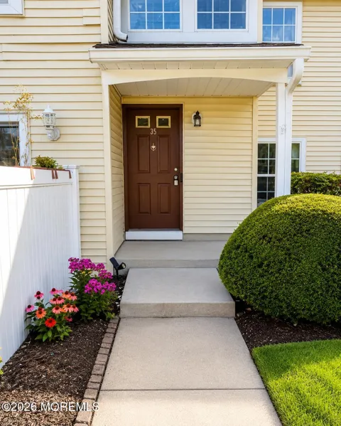 35 Powell Court