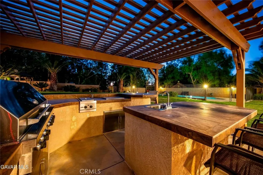 40929 Woodshire Palmdale, CA 93551