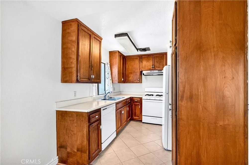 4455 Vista Del Monte Sherman Oaks, CA 91403