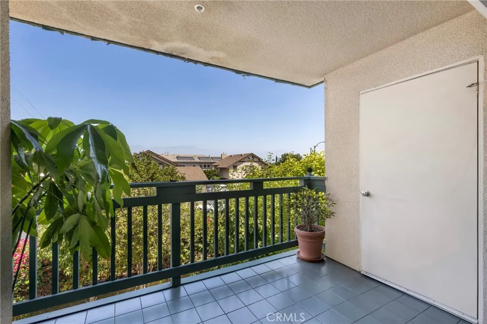 321 Orange Avenue #209 Monterey Park, CA 91755