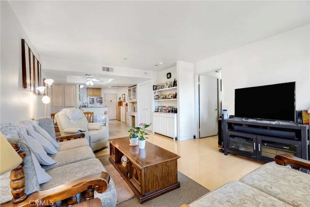 321 Orange Avenue #209 Monterey Park, CA 91755