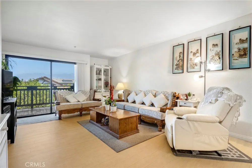 321 Orange Avenue #209 Monterey Park, CA 91755