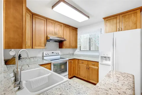 321 Orange Avenue #209