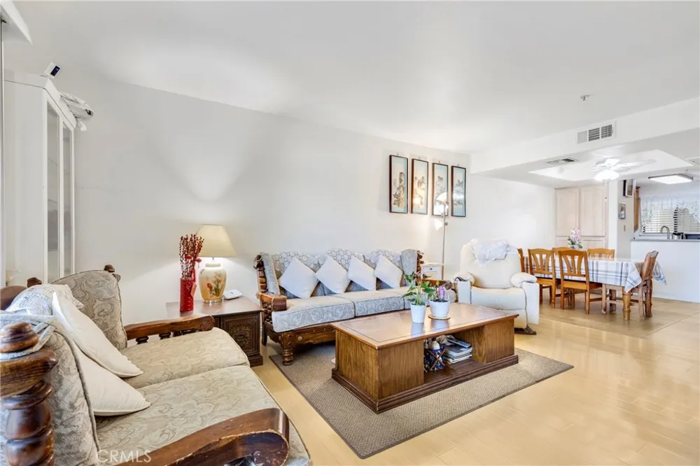 321 Orange Avenue #209 Monterey Park, CA 91755
