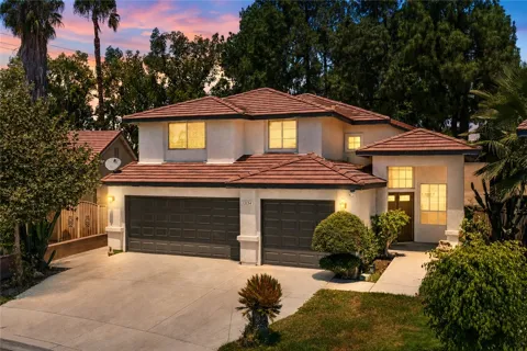 13734 Hillcrest