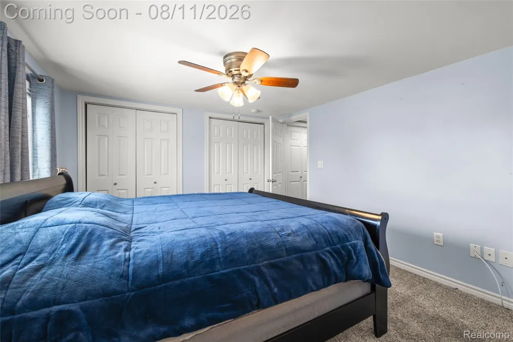 346 Sycamore Street Wyandotte City, MI 48192