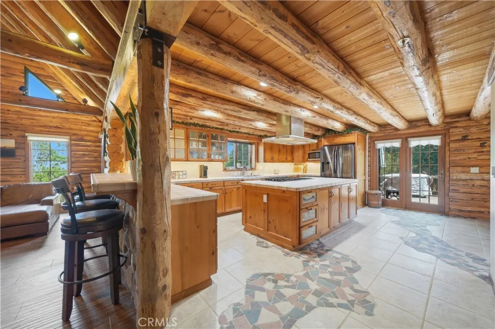 525 Calle Encanto El Cajon, CA 92019