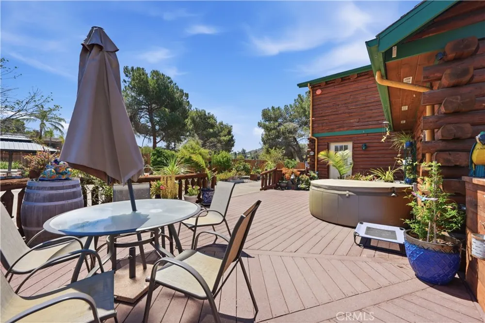 525 Calle Encanto El Cajon, CA 92019