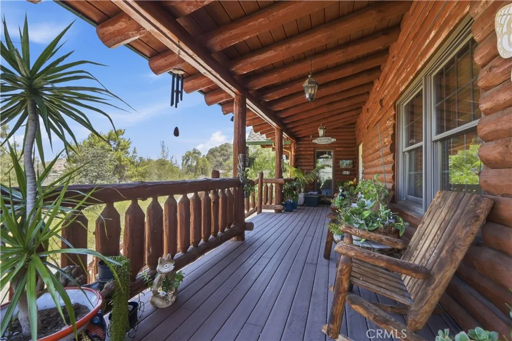 525 Calle Encanto El Cajon, CA 92019