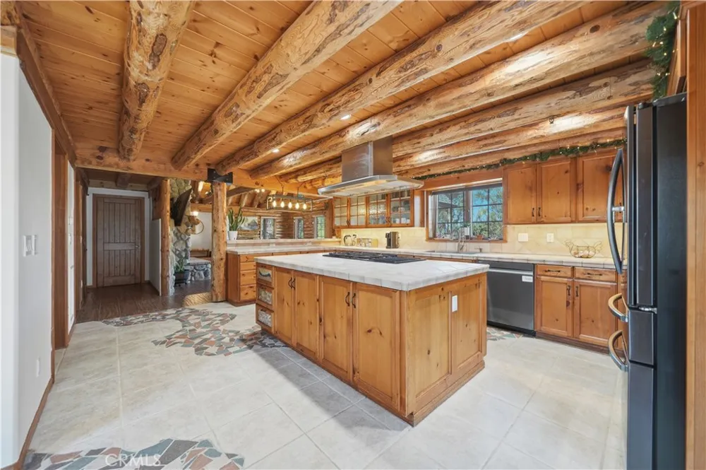 525 Calle Encanto El Cajon, CA 92019