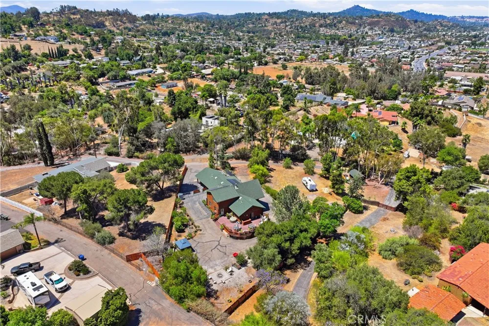 525 Calle Encanto El Cajon, CA 92019