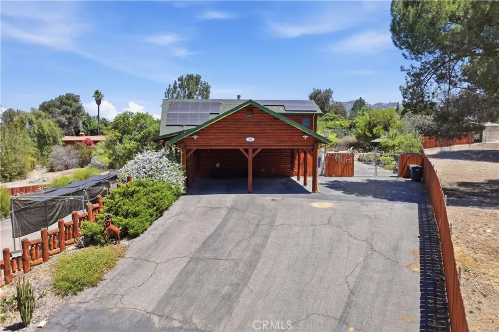 525 Calle Encanto El Cajon, CA 92019