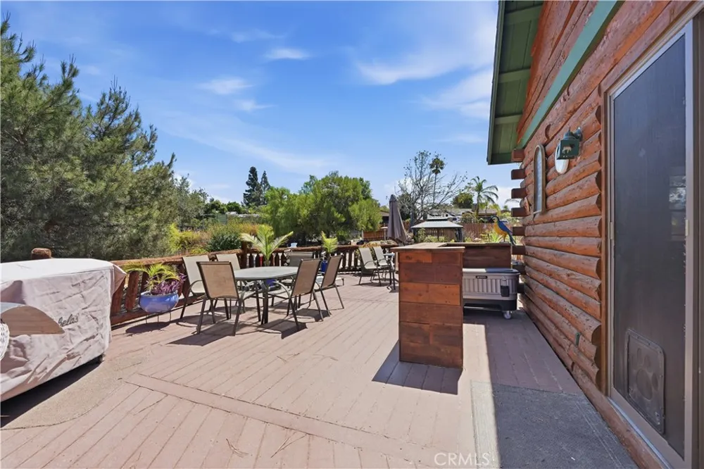 525 Calle Encanto El Cajon, CA 92019