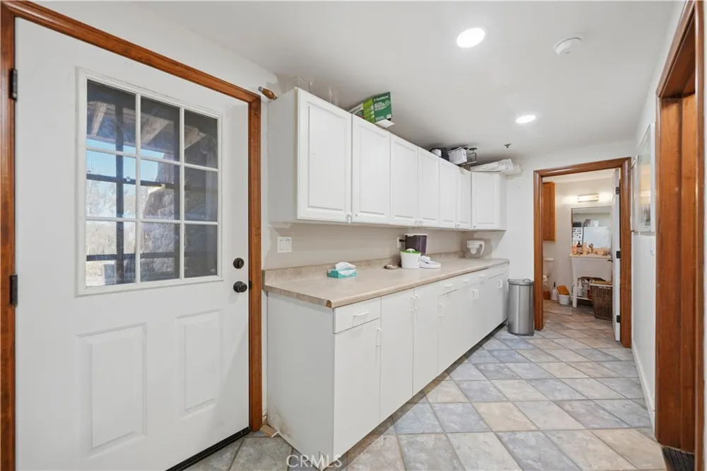 525 Calle Encanto El Cajon, CA 92019