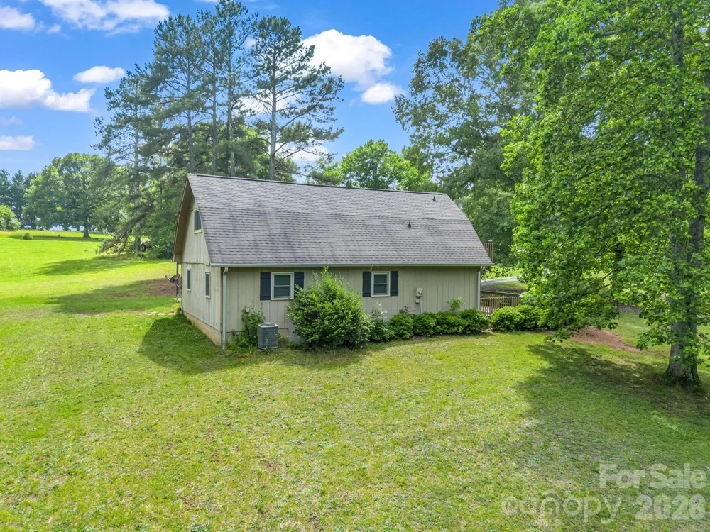 90 Mcentire Road Tryon, NC 28782