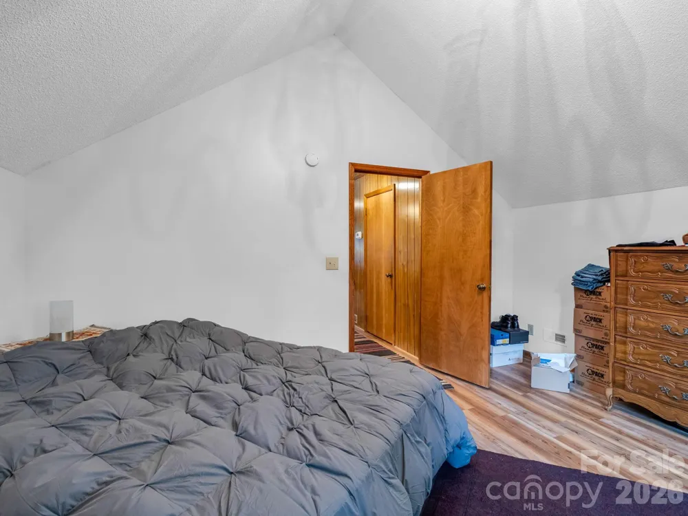 90 Mcentire Road Tryon, NC 28782