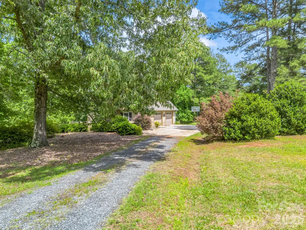 90 Mcentire Road Tryon, NC 28782