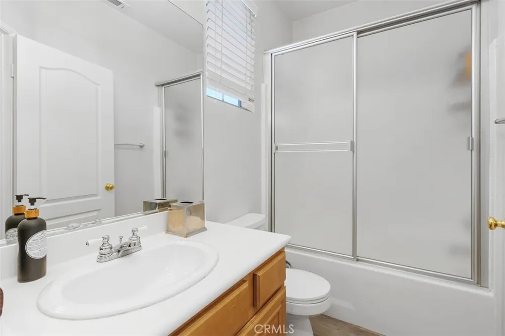 34596 Sourwood Winchester, CA 92596
