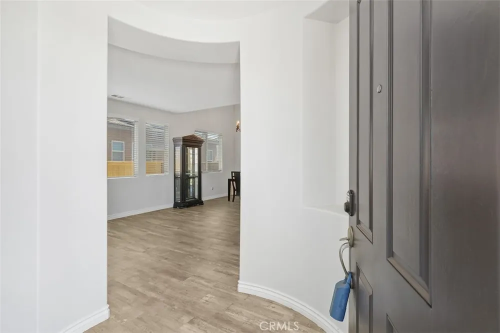 34596 Sourwood Winchester, CA 92596