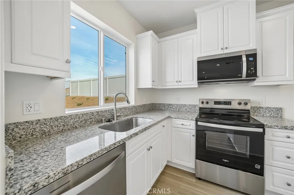4499 Avellino Place Lake Elsinore, CA 92530