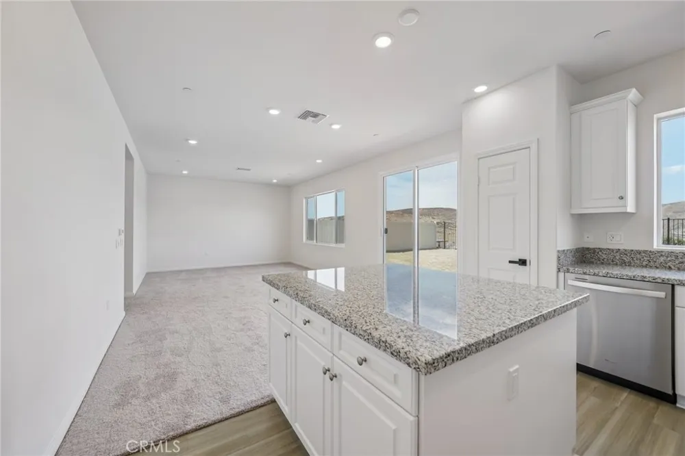 4499 Avellino Place Lake Elsinore, CA 92530