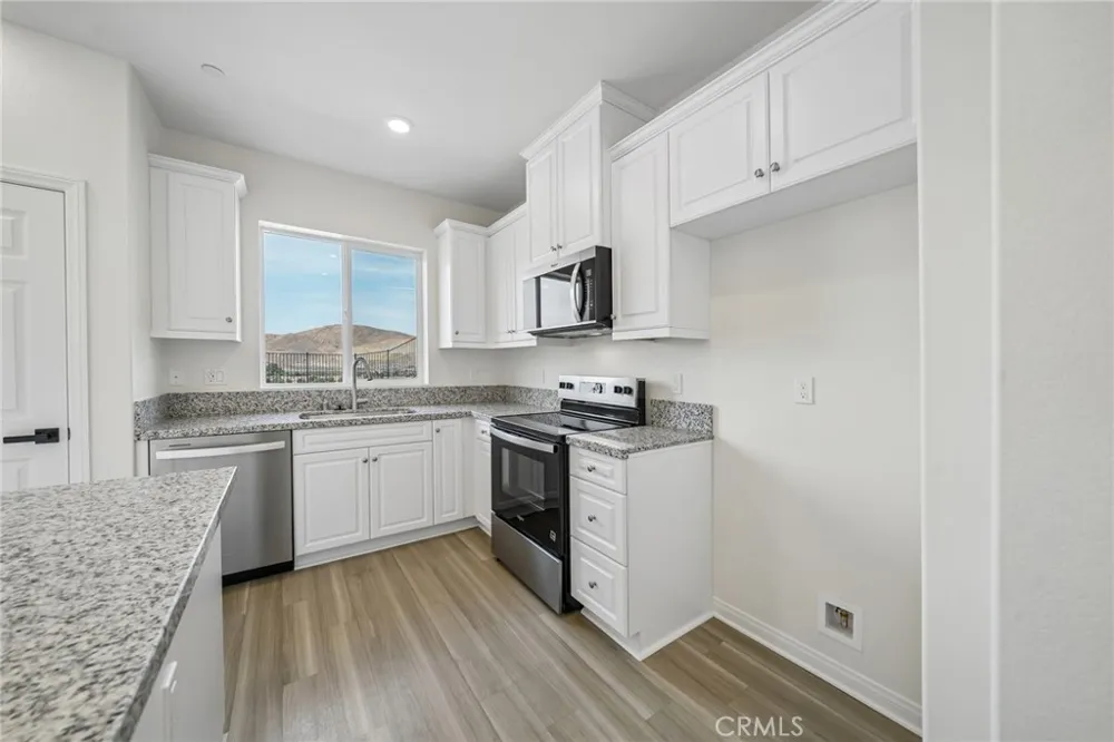 4499 Avellino Place Lake Elsinore, CA 92530