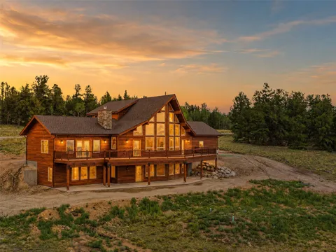 1619 Bluestem Way