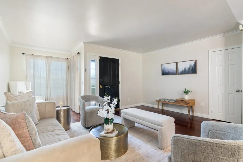 6072 Chinook Ave. Westminster, CA 92683