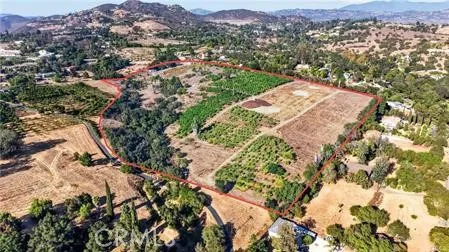 982 Live Oak Park Road Fallbrook, CA 92028