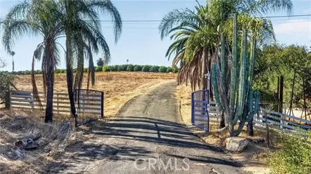 982 Live Oak Park Road Fallbrook, CA 92028