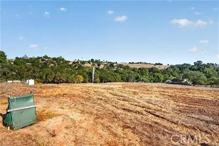 982 Live Oak Park Road Fallbrook, CA 92028