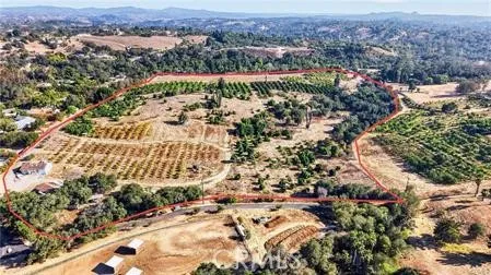 982 Live Oak Park Road Fallbrook, CA 92028