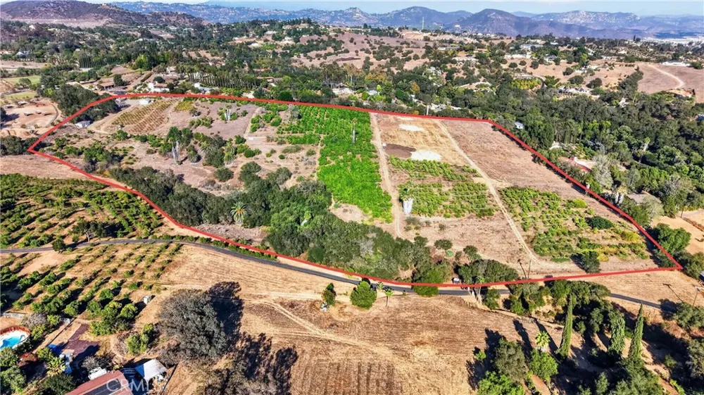 2864 Live Oak Park Fallbrook, CA 92028